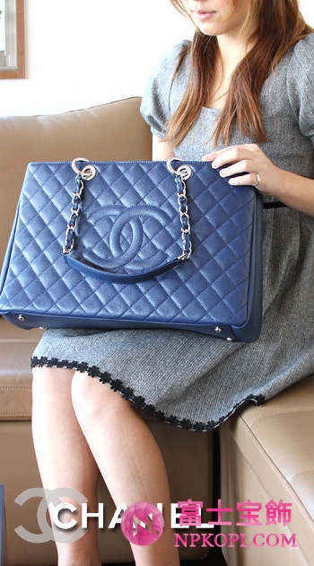 シャネル CHANEL キャビアスキン トートバッグ ブルー＆シルバー A66865AZQWE【2012年新作】
